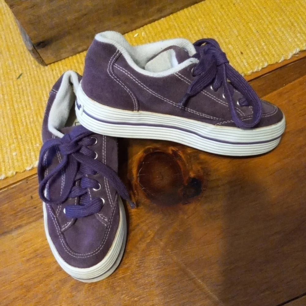 Girl's L.L.Bean Size 12 Chunky Sneakers. Leather,  Purple.
